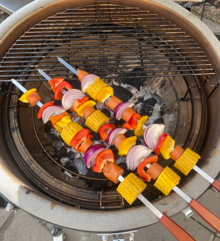 Breda grillspett med trähandtag 43.5 cm