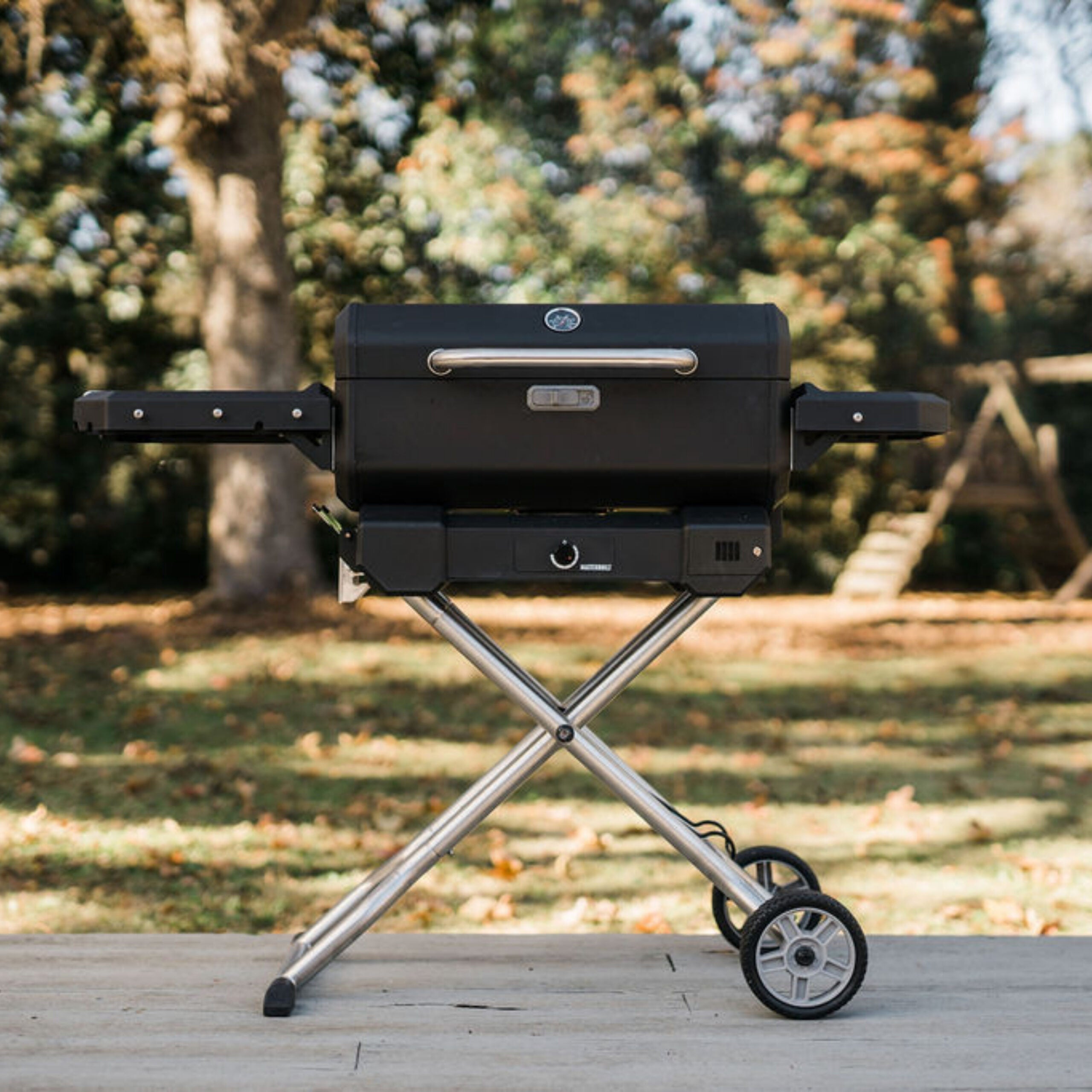 Masterbuilt Portable Charcoal Grill Med Vagn