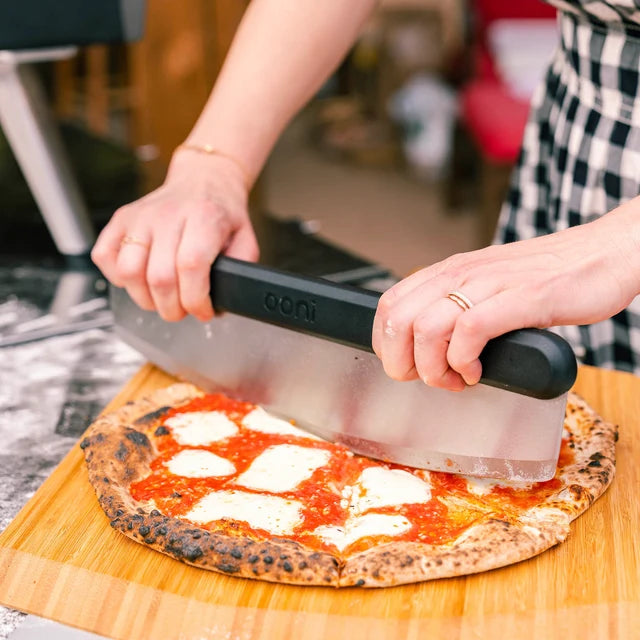Ooni Pizzaspade Bambu 14” - Pizzaspade & Serveringsbräda