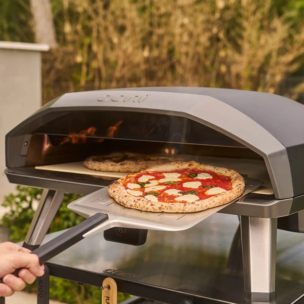 Ooni Signature Perforerad Pizzaspade 12” - 30 cm